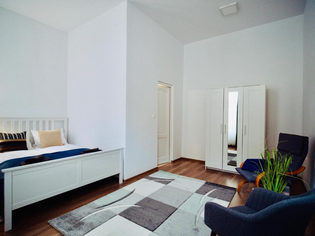 ميركورا تشيوك Zakarias Apartments المظهر الخارجي الصورة