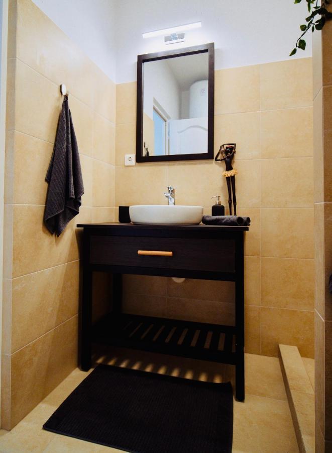 ميركورا تشيوك Zakarias Apartments المظهر الخارجي الصورة