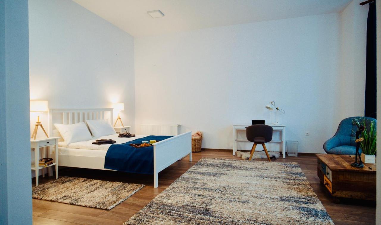 ميركورا تشيوك Zakarias Apartments المظهر الخارجي الصورة