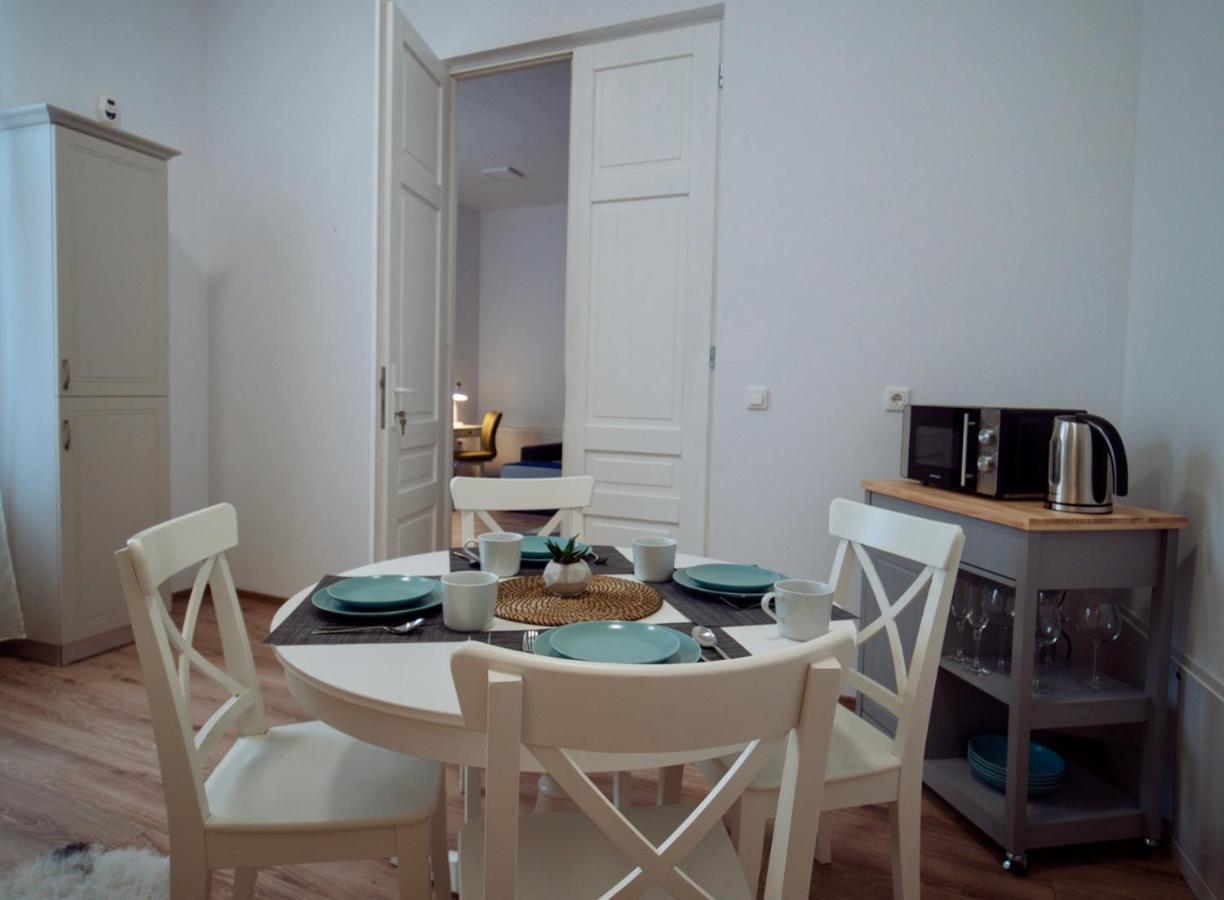 ميركورا تشيوك Zakarias Apartments المظهر الخارجي الصورة