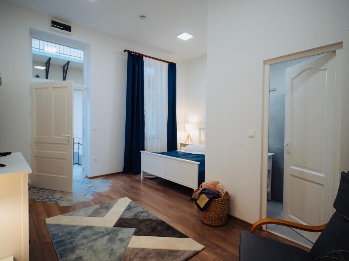 ميركورا تشيوك Zakarias Apartments المظهر الخارجي الصورة