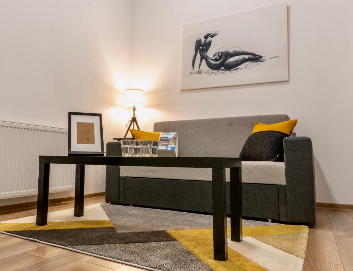 ميركورا تشيوك Zakarias Apartments المظهر الخارجي الصورة